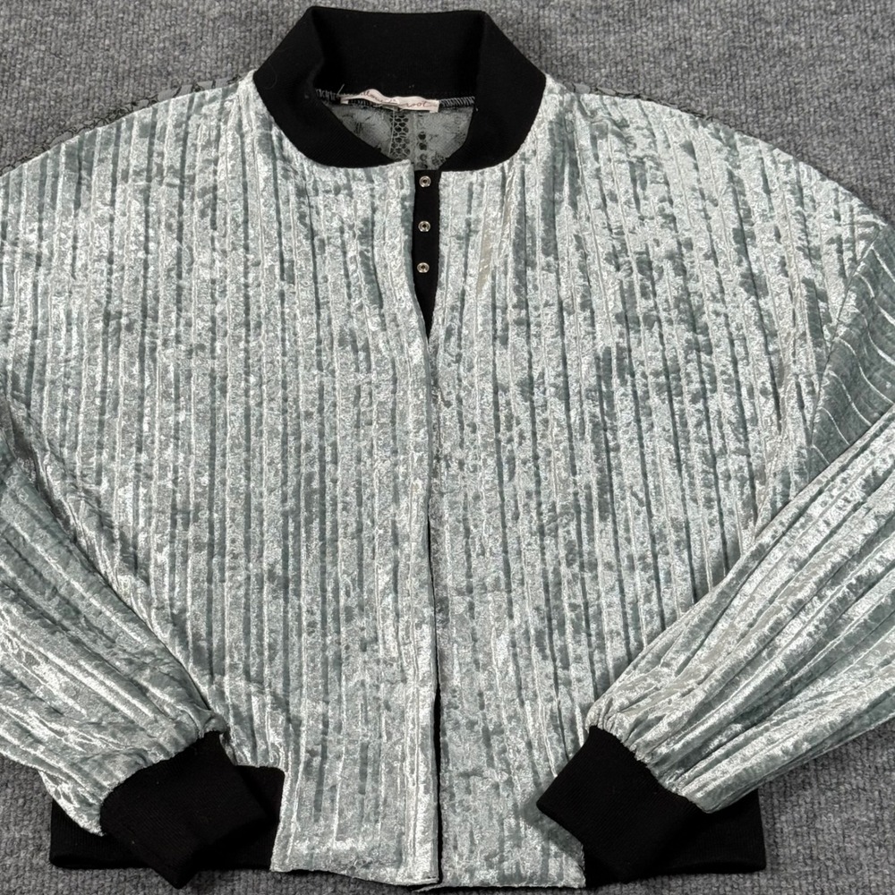 Buckle XS Willow & Root Sage Velvet Lace Cropped Bomber Jacket Snap Up Chic NWT